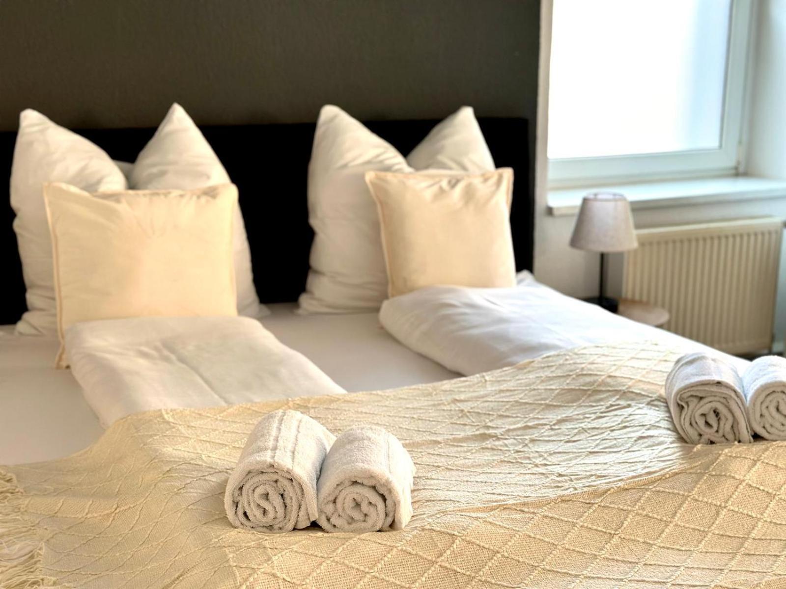 Raha Apartments - Grosses 3 Z-Apartment - Erdgeschoss - Domplatz - Vollausstattung Эрфурт Экстерьер фото
